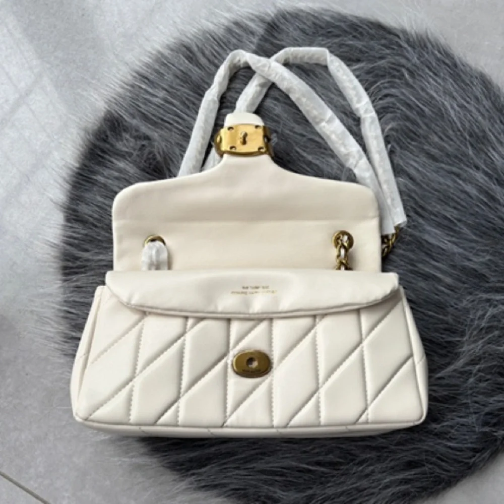 Coach white leather chain bag - Picture 10 of 12